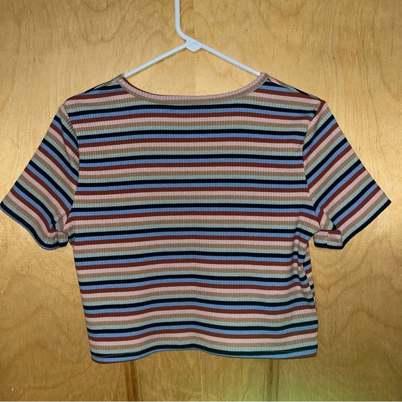 🌻 3 for $15! 🌻 Multi-Colored Striped Short Sleeve T-Shirt. Size Small. EUC - Picture 2 of 2